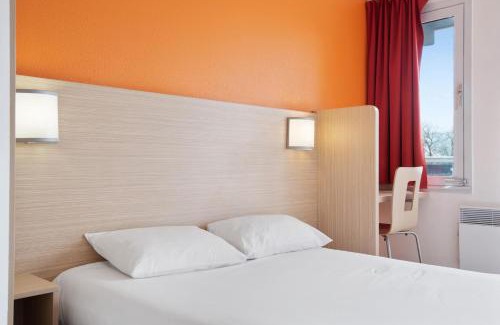 Decines-Charpieu Hotel | Premiere Classe Lyon Est - Bron Eurexpo