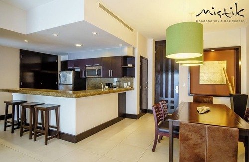 Downtown Condo | Premium 2 Bdr Private Pool Apt Steps from Beach