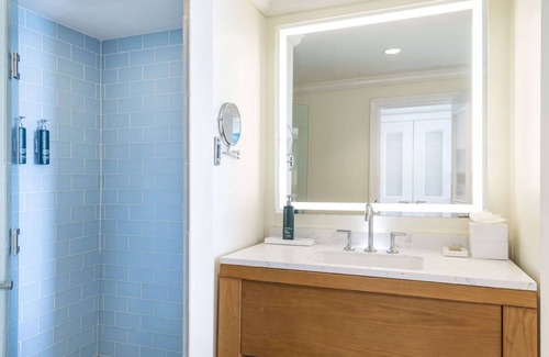 Garrison Historic Area Hotel | Premium Corner Room 2 Double Beds