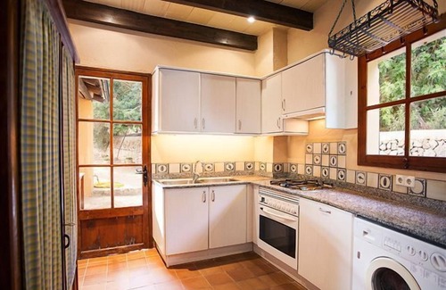 Esporles Bed & Breakfast | *PREMIUM PROPERTY* Beautiful finca with spectacular views and HEATED POOL