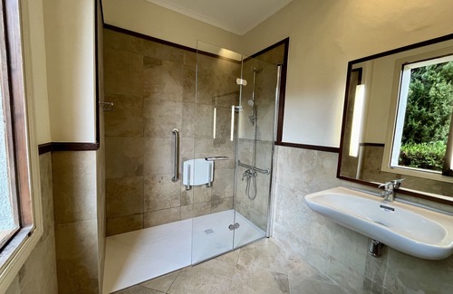 Esporles Bed & Breakfast | *PREMIUM PROPERTY* Beautiful finca with spectacular views and HEATED POOL