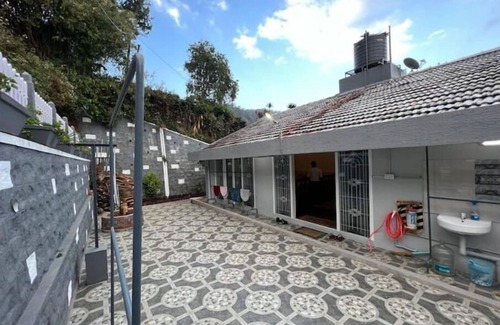 Ooty Apartment | Premium Three bedroom villa with Mountain viewnn