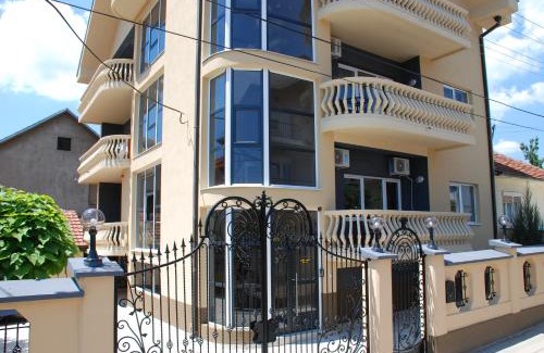 Vranje House | Prenoćište Kovač