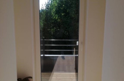 Hrastnik House | Prenočišča MRAZ* Classic Single Room, Private Bathroom, Balcony, Hills view