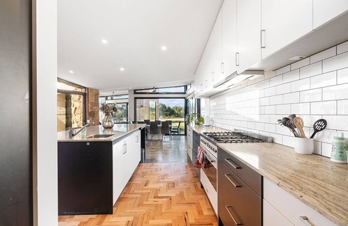 Buninyong Other | Prestige Farm Stay ~ Pool & Foosball ~ Yard