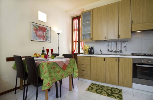 Orta San Giulio Apartment | PRETTY CENTRAL APARTMENT, HISTORIC CENTER WITH PARTIAL LAKE VIEW