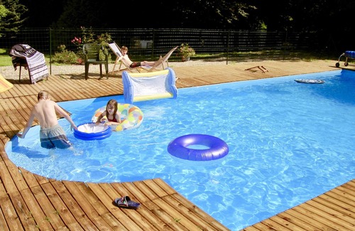 Grandcourt Cottage | Pretty Cottage in grounds of Chateau with heated pool