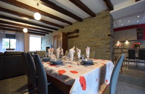 Neufchateau House | Pretty cottage with billart and 2 bathrooms