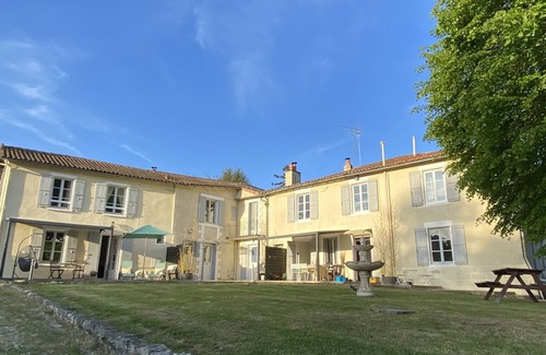 Ruffec Cottage | Pretty French Cottage with balcony overlooking gardens - sleeps 5-6