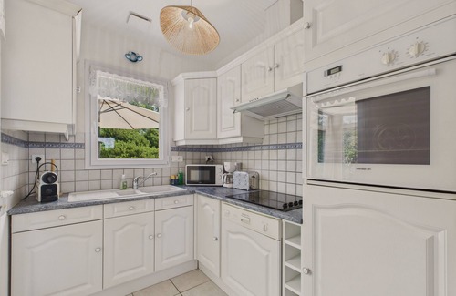 Saint-Vincent-sur-Jard House | Pretty house for 4 people with garden