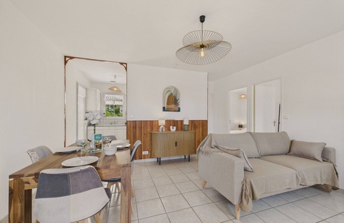 Saint-Vincent-sur-Jard House | Pretty house for 4 people with garden