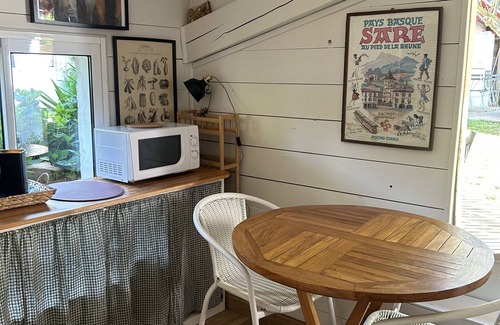 Ascain Cottage | PRETTY LITTLE HOUSE AT THE FOOT OF THE WALKS AND 500M FROM THE VILLAGE CENTER