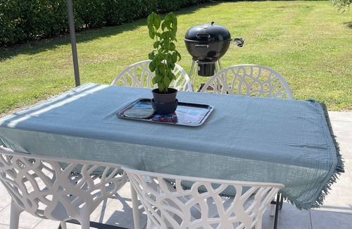 La Calmette House | Pretty little independent house