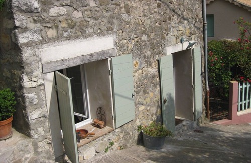 Consegudes Cottage | Pretty small house in hinterland of Nice, surrounded by nature