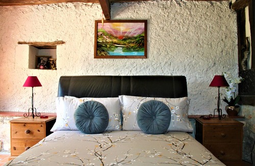 Saint-Paul-Lizonne Cottage | Pretty Stone Cottage with exclusive use of Heated Pool & Holistic Therapies