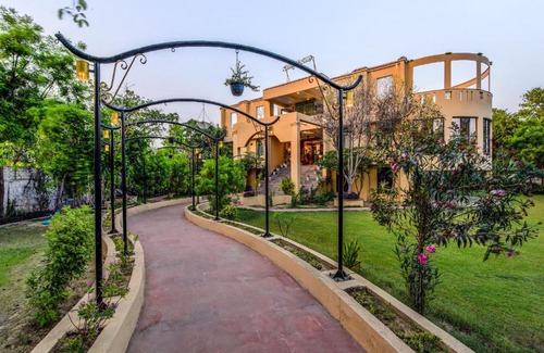 Bharatpur Resort | Pride Kadamb Kunj Resort Bharatpur