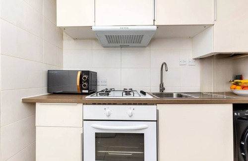 Bryanston and Dorset Square Apartment | Prime 1BR Steps from Regent’s Park & London Zoo