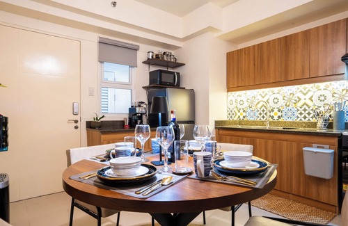 Barangka Ilaya Apartment | Prime 2-BR apartment near major business districts