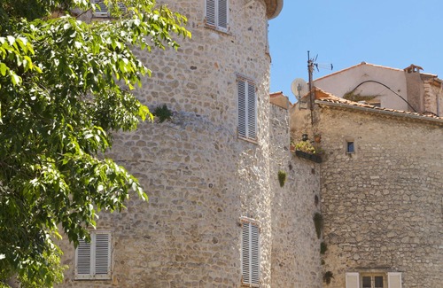 Antibes Old Town Apartment | Prime location for this 1 bedroom apartment full of charm in the heart of the ol