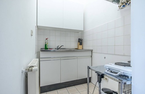 Ottakring Apartment | Prime Studio Getaway with Easy Access