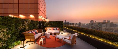 Wattana Apartment | Prime Thonglor 宽敞 2 卧室可容纳 4 人舒适入住，面积 82 平方米