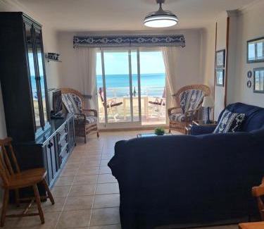 Xeraco Beach Apartment | PRIMERA LINEA DE PLAYA AP12 apartamento