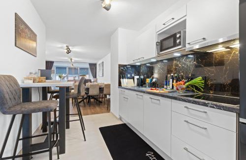 Lechhausen-Ost Apartment | Primero Relax-Home I 92qm Balkon Tiefgarage I A8-Fuggerei