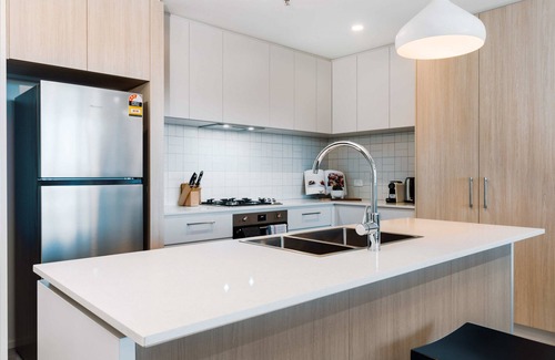 Phillip Apartment | Pristine 2-Bed Apartment with Pool and BBQ