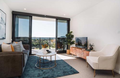 Phillip Apartment | Pristine 2-Bed Apartment with Pool and BBQ