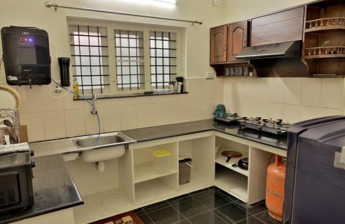 Guruvayur Apartment | Prithvi Nila Heavens 3 BHK Homestay Ground Floor