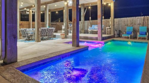 Old Town House | Priv Pool Walk to Marina Eateries 3 Mins to Beach Marlin Azul by AvantStay