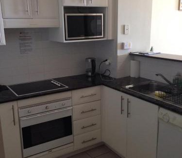 Shoal Bay Apartment | Private 1 Bedroom Apartment in Resort Location Shoal Bay