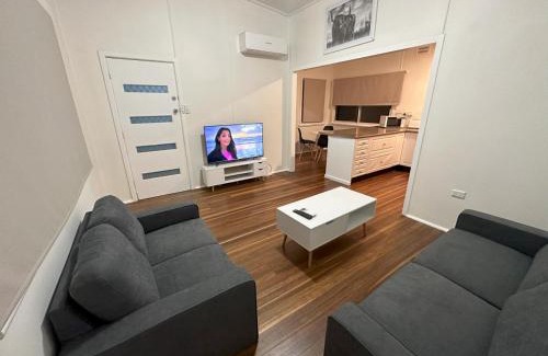 Grafton Apartment | Private 1 Bedroom Apartment with Fenced Yard
