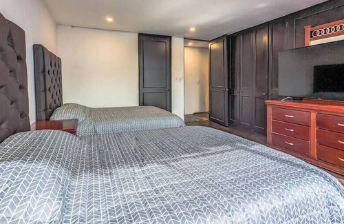 Los Morales Apartment | Private 1BR Polanco Apt, Amazing Location Sleeps 4