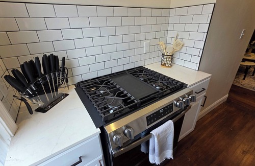 Pawtucket Apartment | Private 2-bedroom apartment in Pawtucket, the perfect way to spend your stay!
