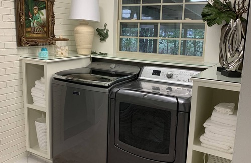 Benton House | Private 3-bed, 4 bath home just off Interstate 30 with restaurants and shopping!