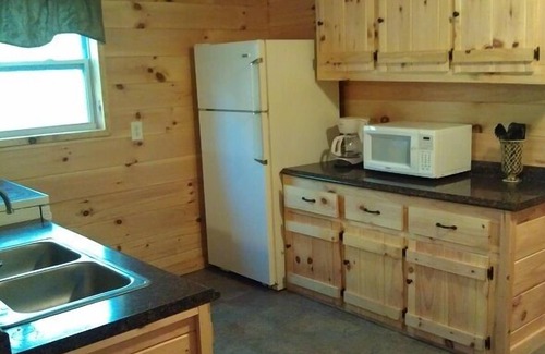 Blanche Manor Ranch Cabin | Private Affordable Lodging at Blanche Manor Horse Ranch