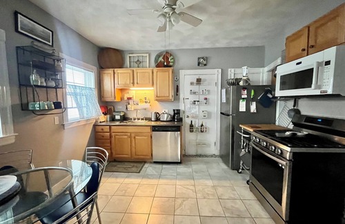 Strawberry Hill Apartment | Private Apartment near Fresh Pond, Dog friendly