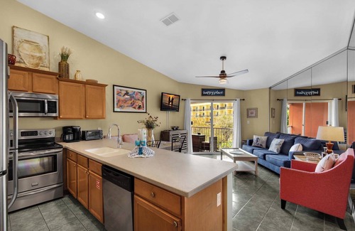 Fort Walton Beach - Destin Condo | ⭐Private Beach Access-Pool + Hot Tub-Balcony- Complex Pool-Gulfview II 327⭐