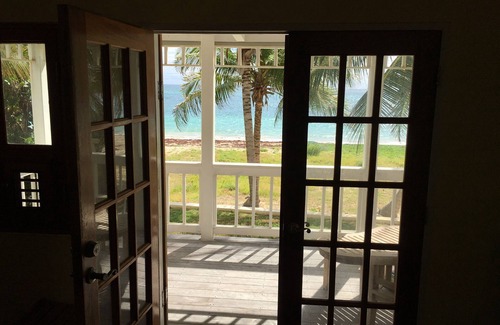 Estate Turner Hole Cottage | Private Beach Front Cottage