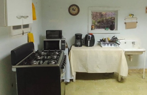 El Valle de Anton Cabin | Private cabin- Valle de Antón with large garden