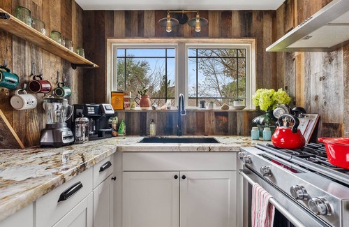 Sedona Cabin | Private Creekside Sanctuary
