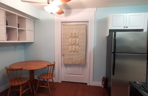 Maple Ridge House | Private entrance and close by trails and park