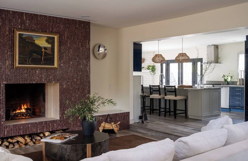 Spring Valley House | Private estate near strip with heated pool, jacuzzi, sauna, garden and more!