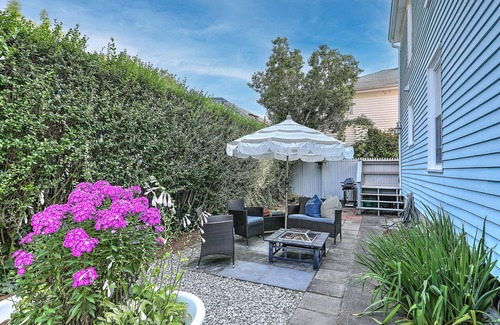 Off Broadway Apartment | Private Gem in Heart of Downtown Newport