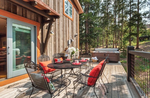 Woodmoor House | Private Hot Tub with Spectacular Views of Breckenridge 3 Bed/2 Bath Townhome!