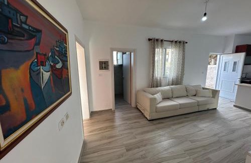 Qafe e Gjashtes House | Private House for rent