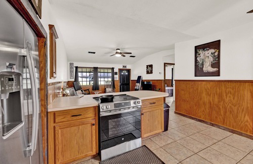 Point House | PRIVATE Lakefront on Tawakoni Fishing Dock Peaceful Retreat on the Lake