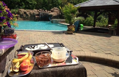 Montville House | Private Mansion Theater Hot Tub Grotto Cave And More. Outside use only !