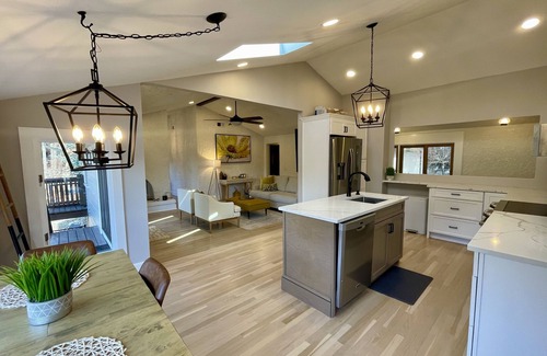Coventry House | Private, Peaceful & Exquisite LAKE FRONT Property w EXPANSIVE HEATED POOL